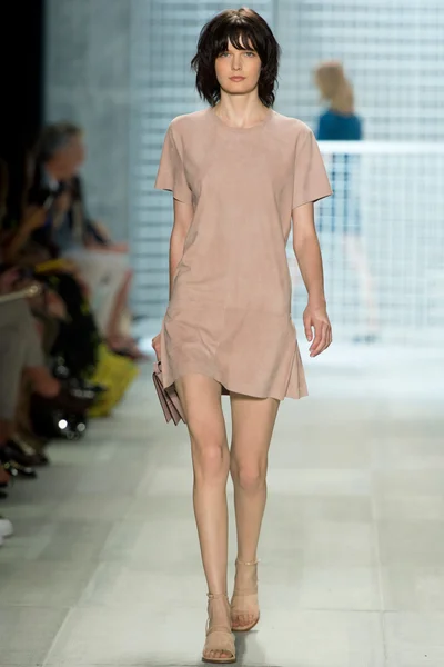 Look 34